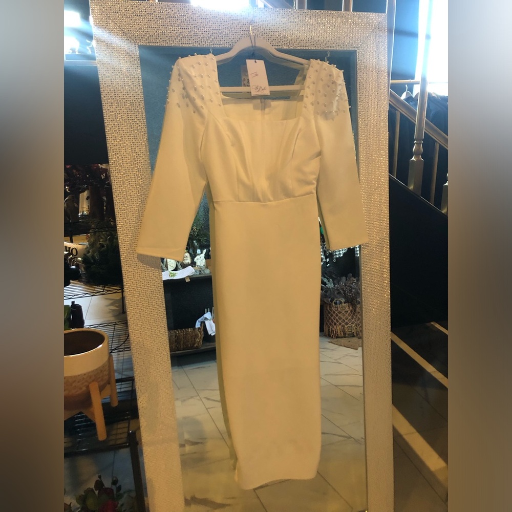 Elegant White Dress with Beaded Shoulders